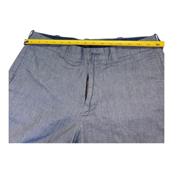 J.Crew Men's Gramercy Shorts Flat Front Blue Chambray Cotton Size 32W - Picture 5 of 7